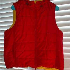 Jones New York Sport Yellow and Red Vest